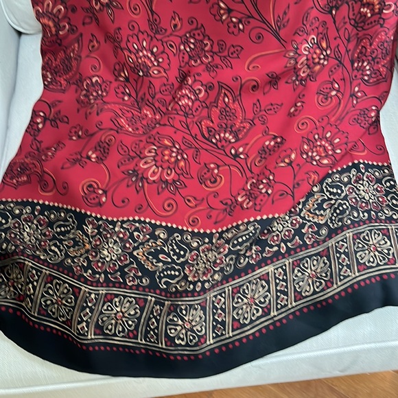 Gorgeous NWT  Paisley Long Skirt Burgundy and Black Size 14 - Picture 3 of 5